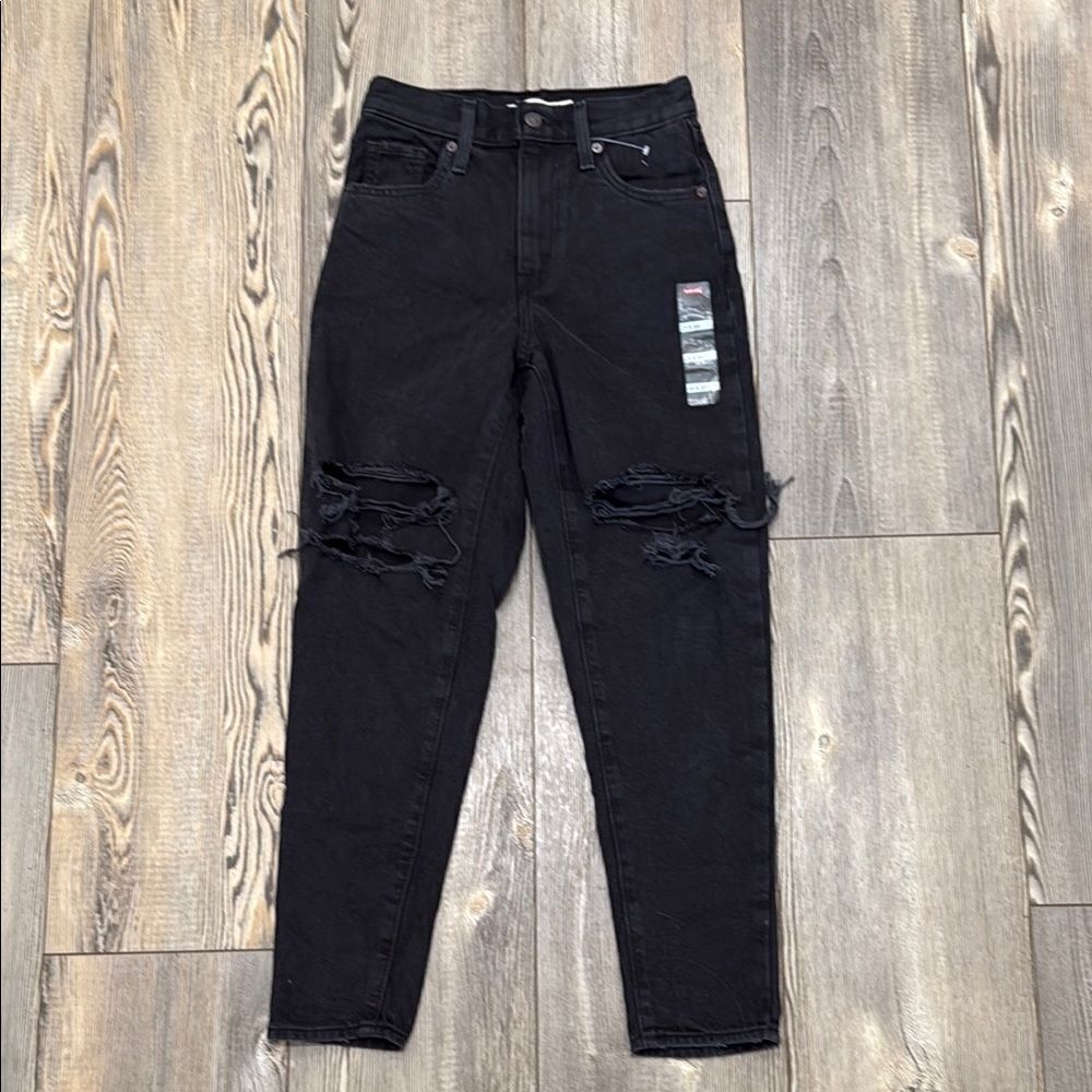 Levi's High Waisted Mom Jean